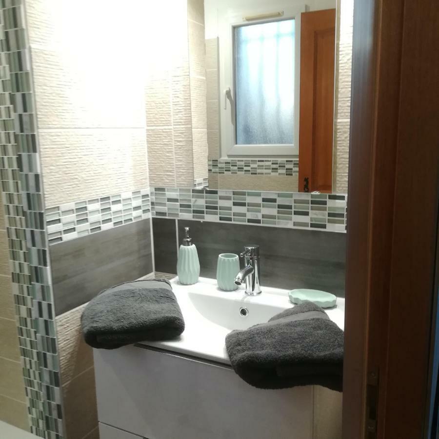 Appartements Dans Villa Privee Avec Piscine, Jardin, Parking Clos, Wifi, Climatisation Meyreuil Exteriör bild