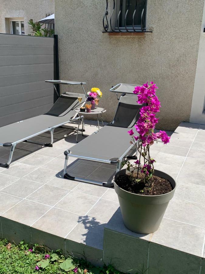 Appartements Dans Villa Privee Avec Piscine, Jardin, Parking Clos, Wifi, Climatisation Meyreuil Exteriör bild